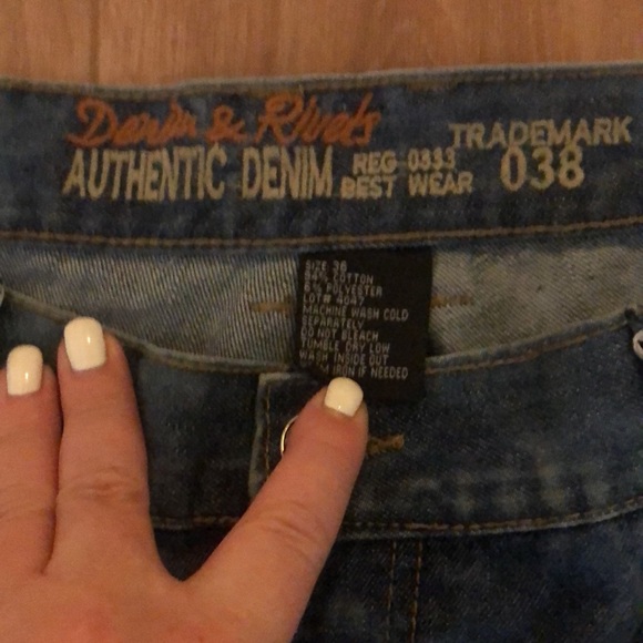 DENIM & RIVETS JEANS - Picture 2 of 7